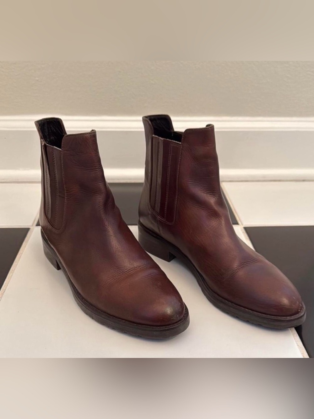 Stuart Weitzman Chelsea boots